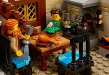 LEGO Ideas- Medieval Blacksmith  - 21325 verhuur bij Allemaal Steentjes